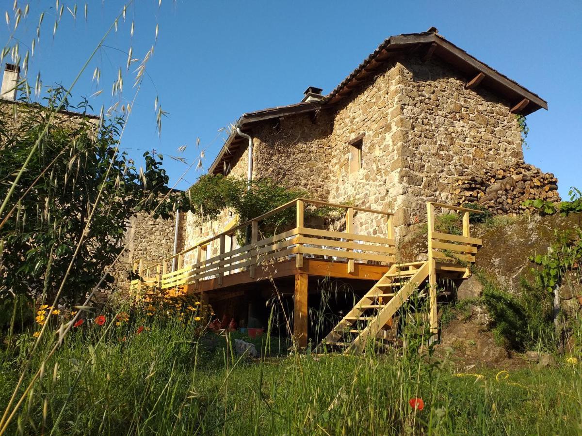 Les pentes du chateau de Retourtour Lamastre Extérieur photo