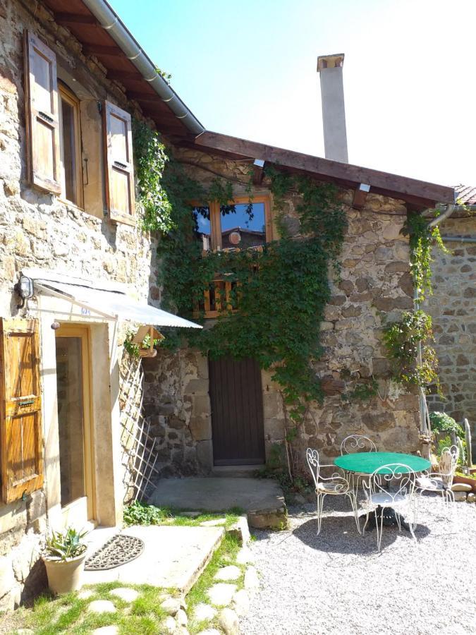 Les pentes du chateau de Retourtour Lamastre Extérieur photo