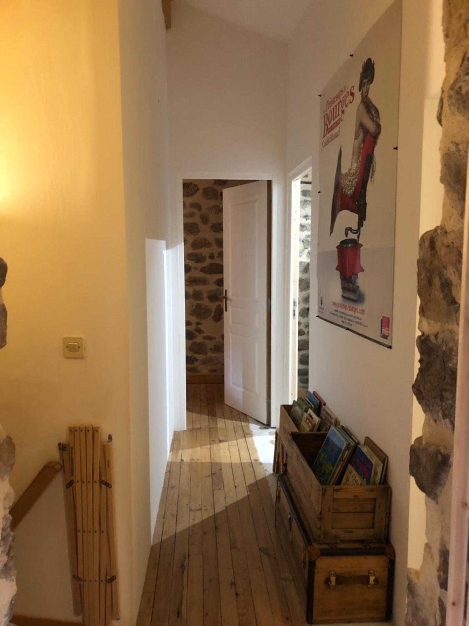 Les pentes du chateau de Retourtour Lamastre Extérieur photo